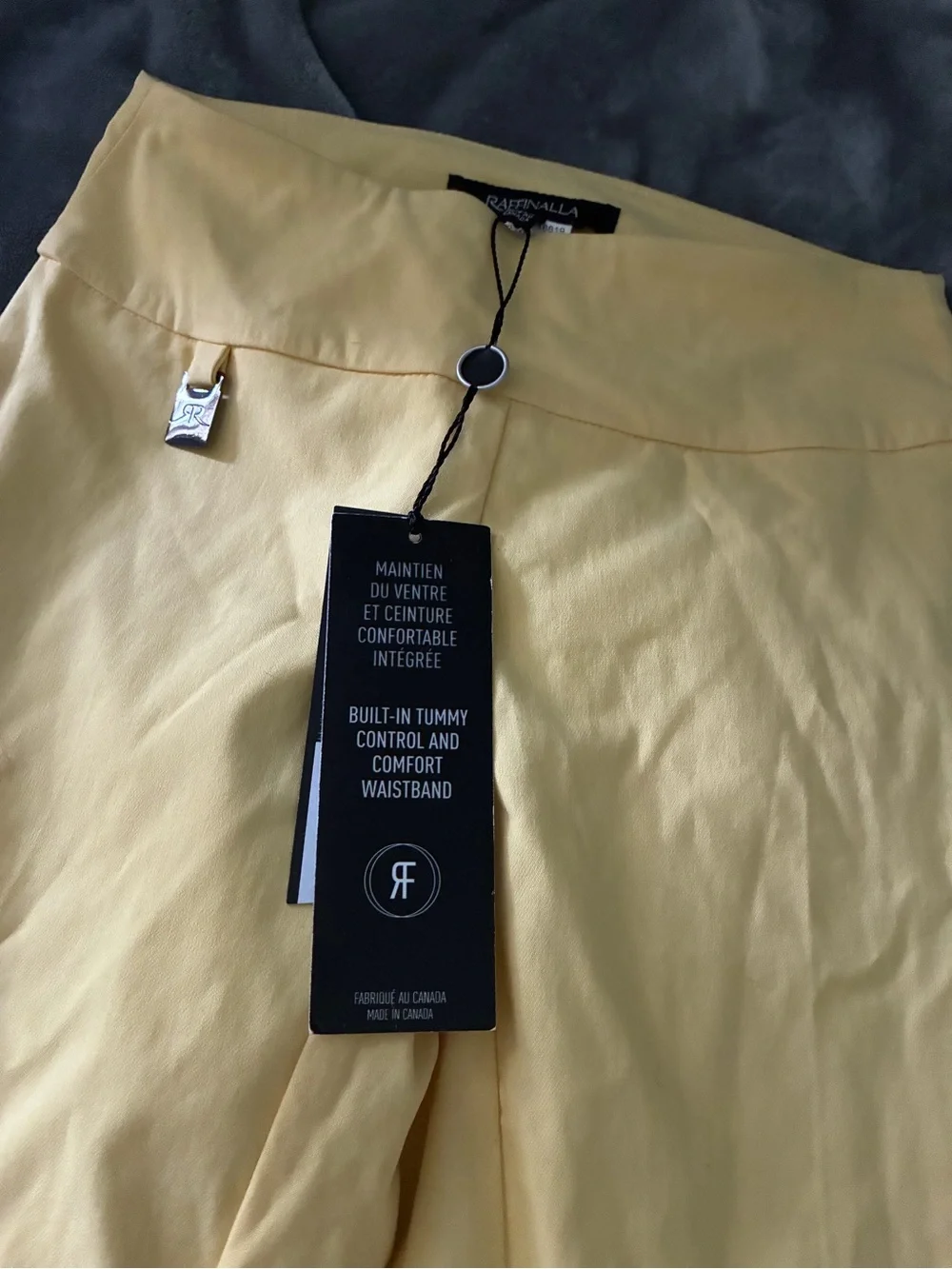Raffinalla High-Waisted Yellow Straight-Leg Trousers